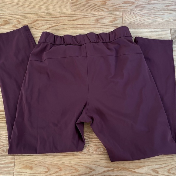 Lululemon On the Fly Jogger Pant - Picture 3 of 5